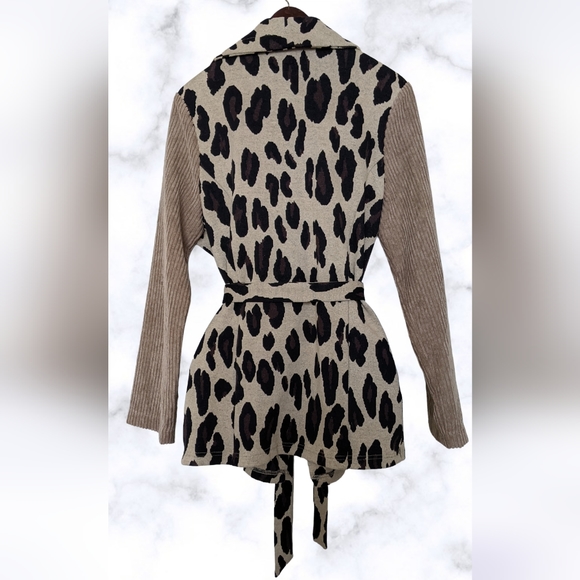 Entro Corduroy/Leopard Animal Print Wrap Sweater - Picture 2 of 2